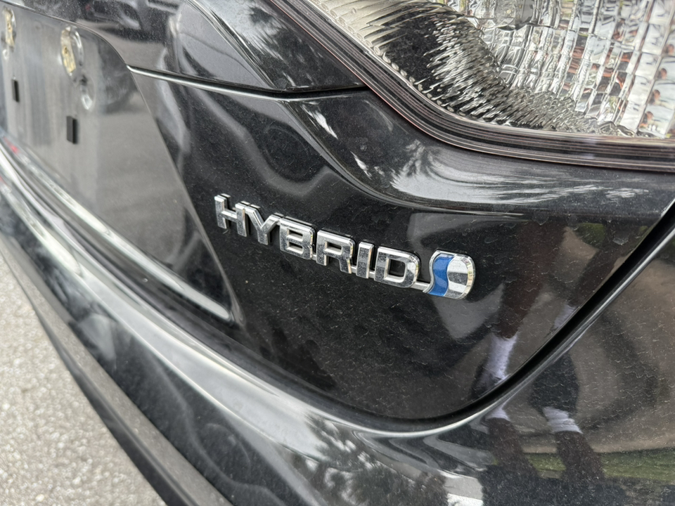 2022 Toyota Corolla Hybrid LE 6