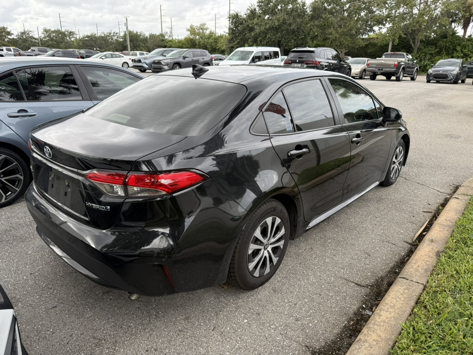 2022 Toyota Corolla Hybrid LE 7