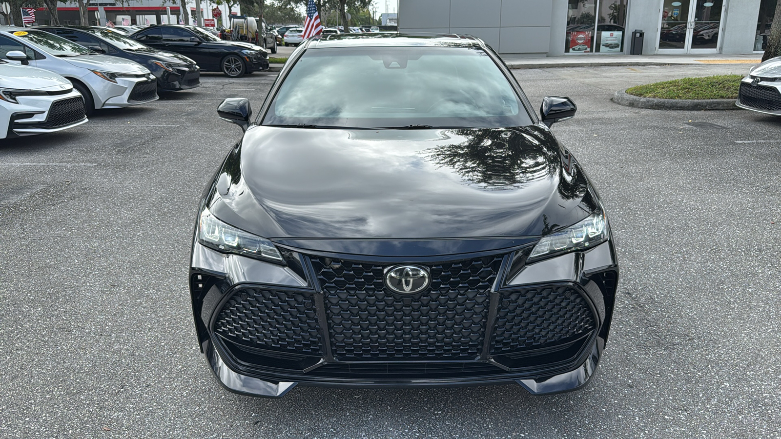 2020 Toyota Avalon TRD 2