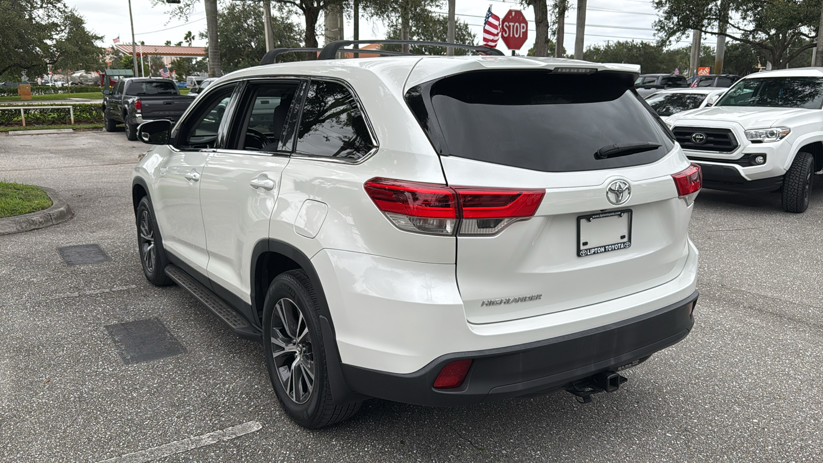 2019 Toyota Highlander LE 5