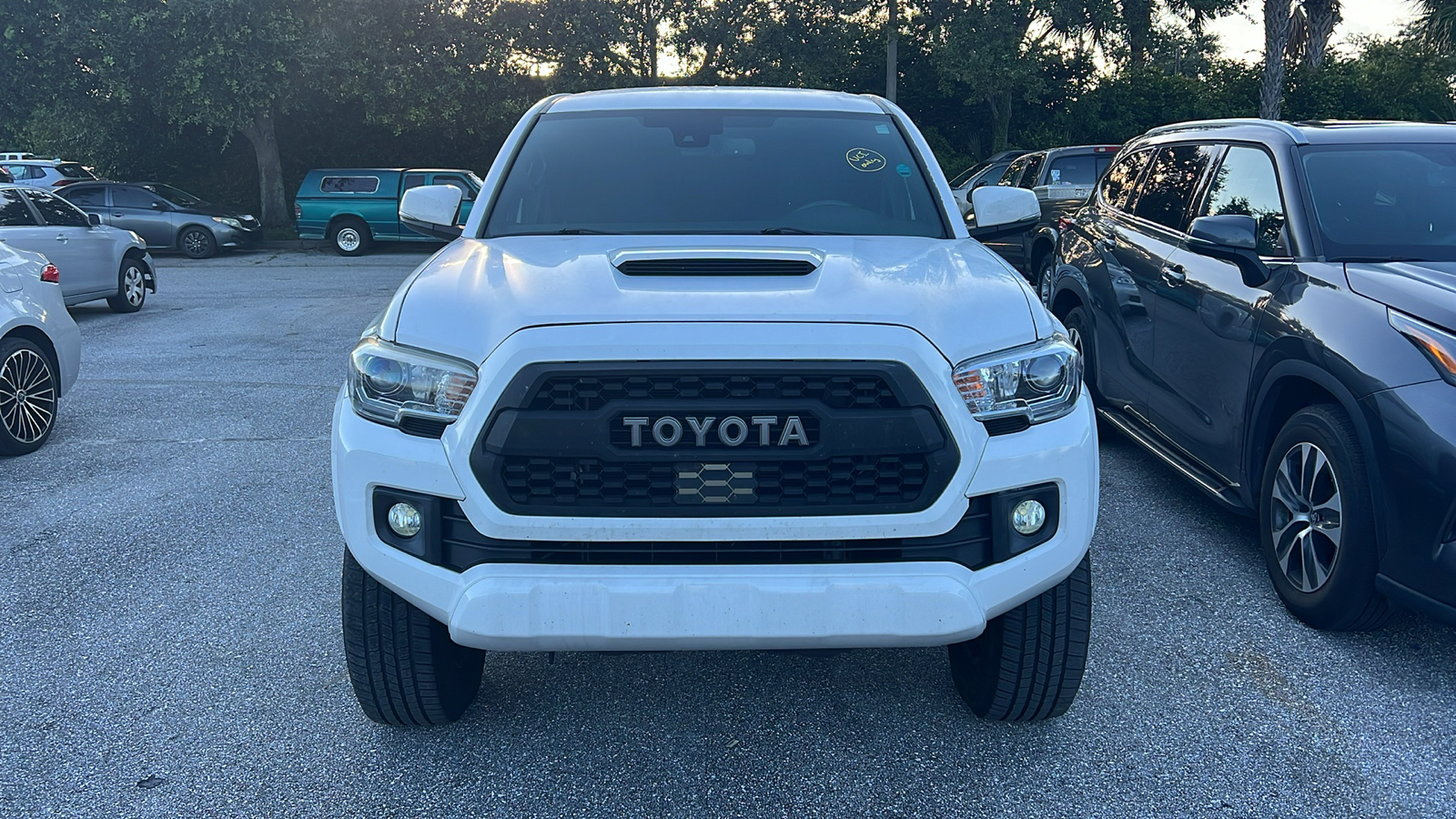 2018 Toyota Tacoma TRD Sport 2