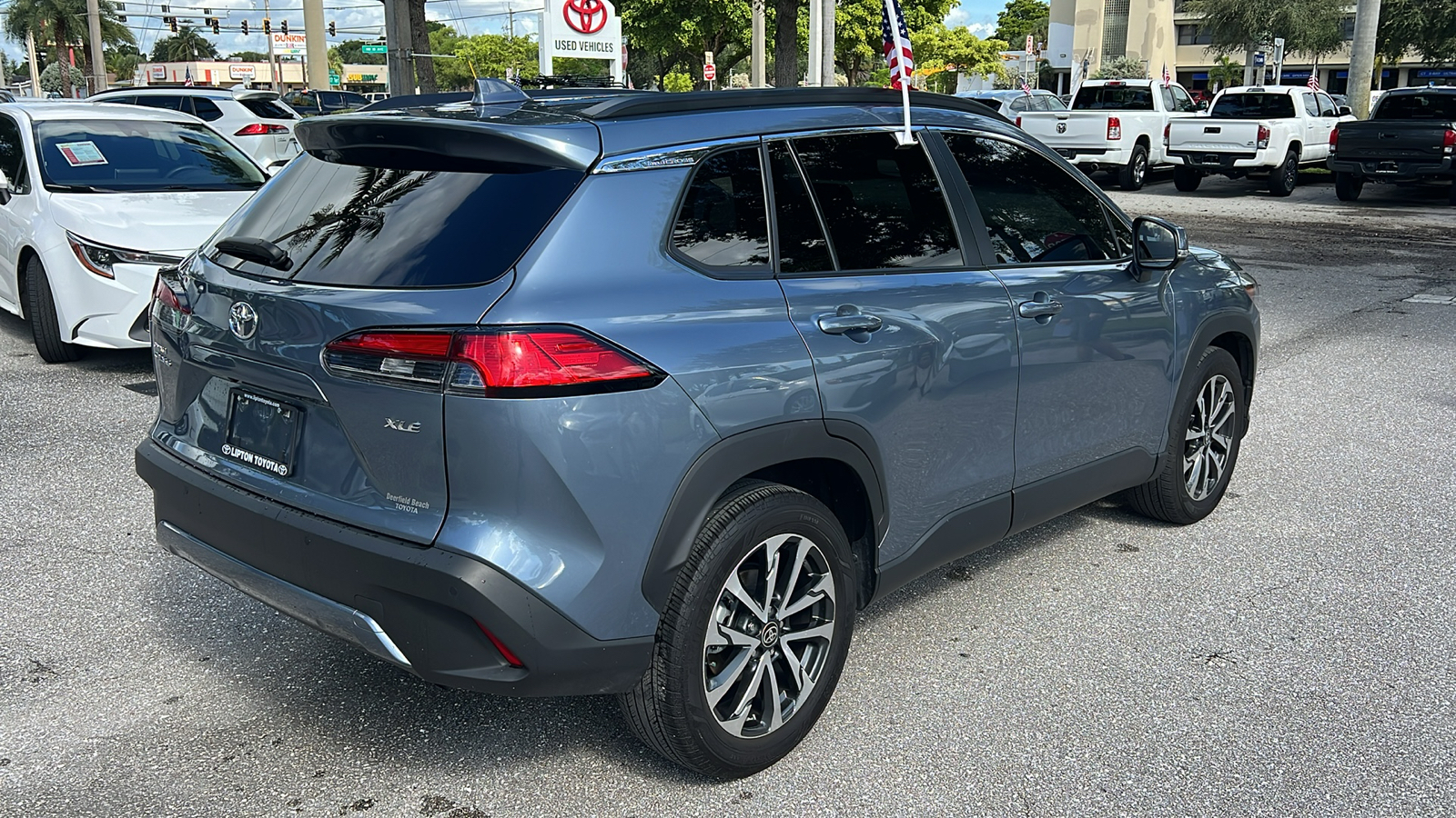 2023 Toyota Corolla Cross XLE 10