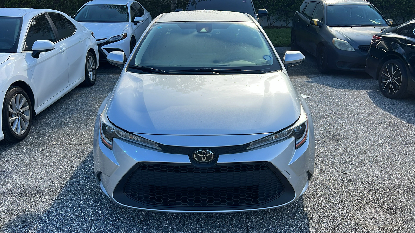 2020 Toyota Corolla LE 2