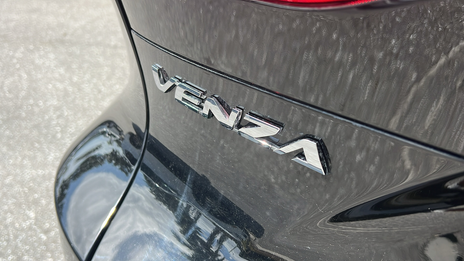 2021 Toyota Venza LE 7