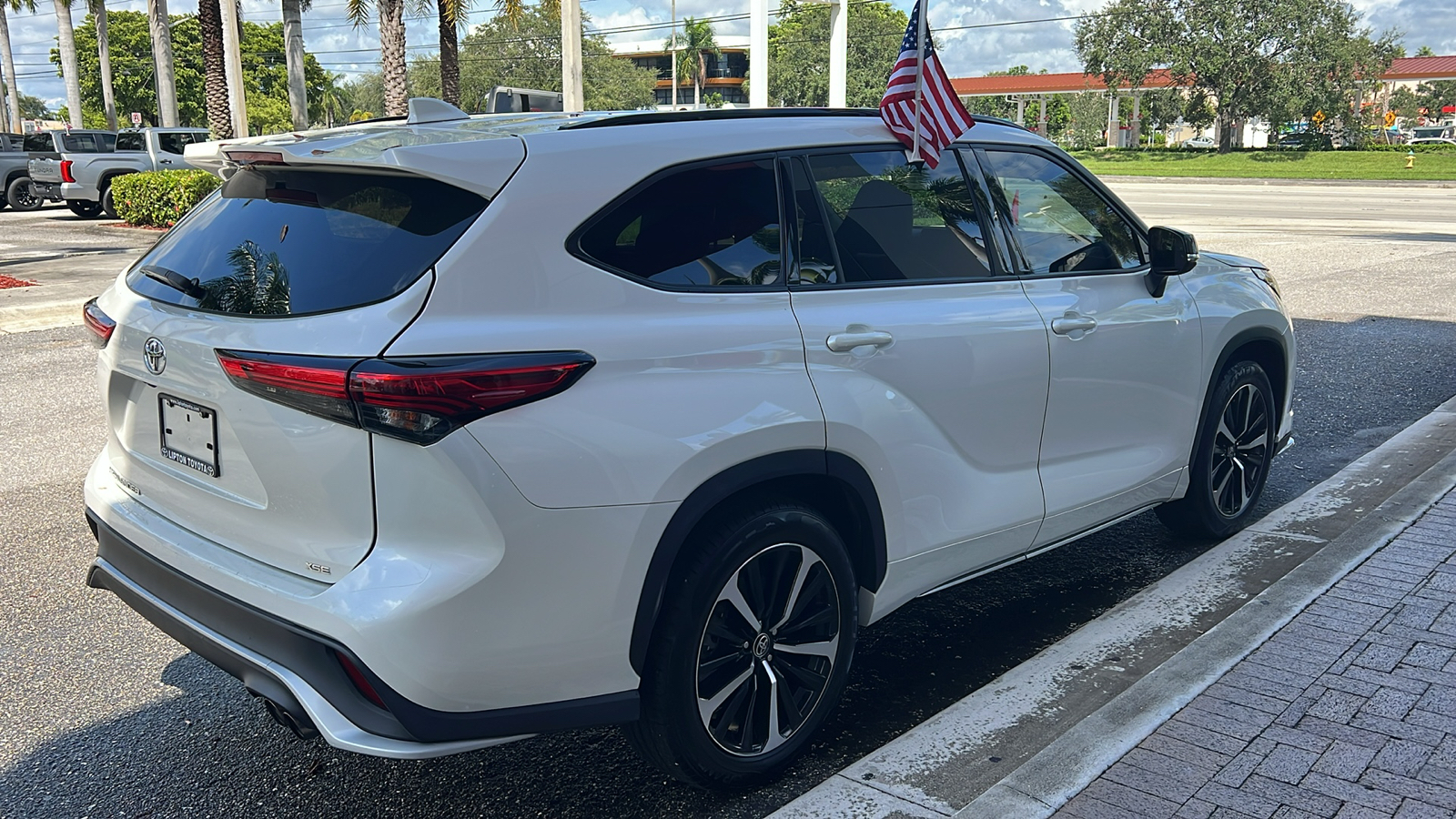 2021 Toyota Highlander XSE 9