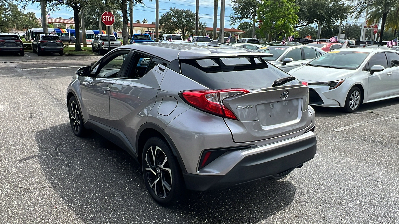 2019 Toyota C-HR XLE 5
