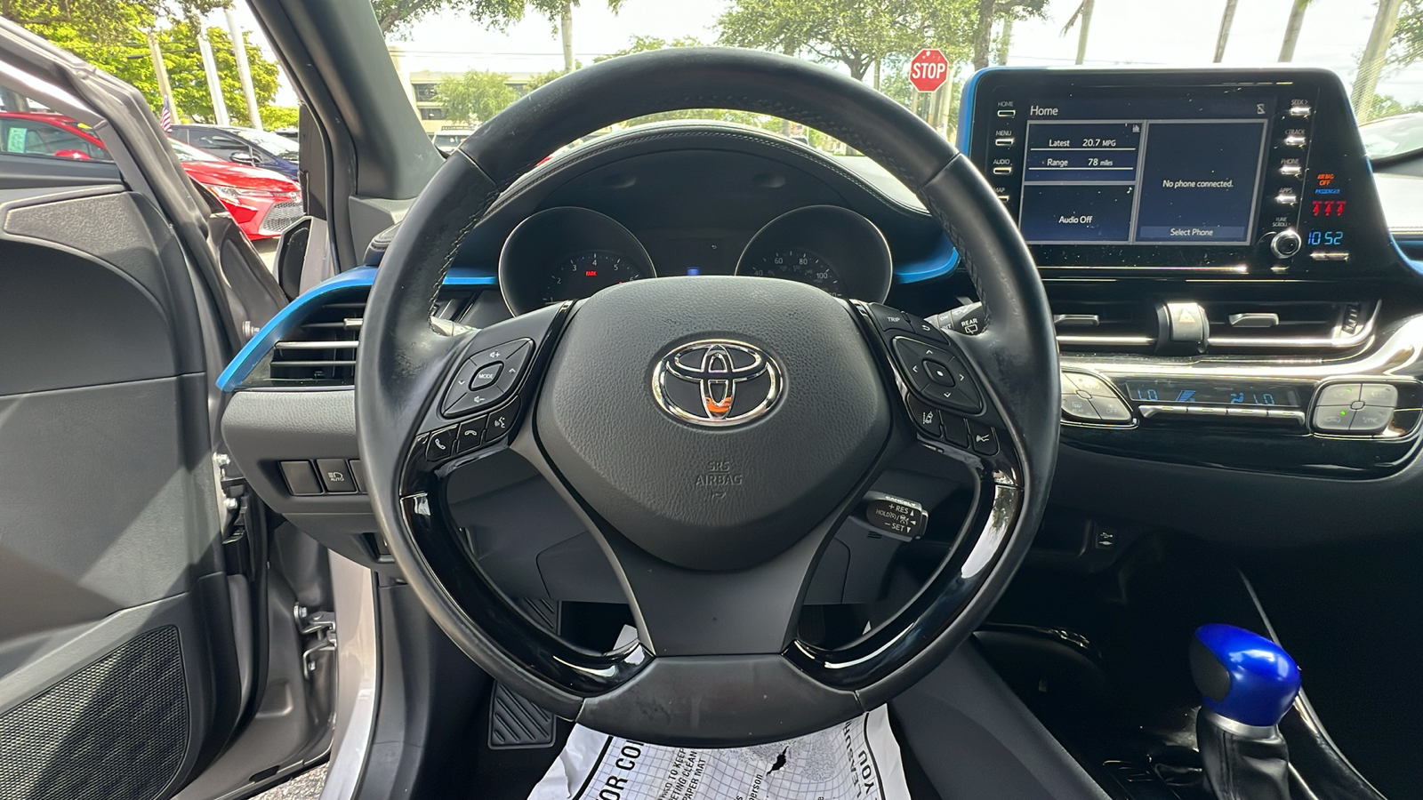2019 Toyota C-HR XLE 20