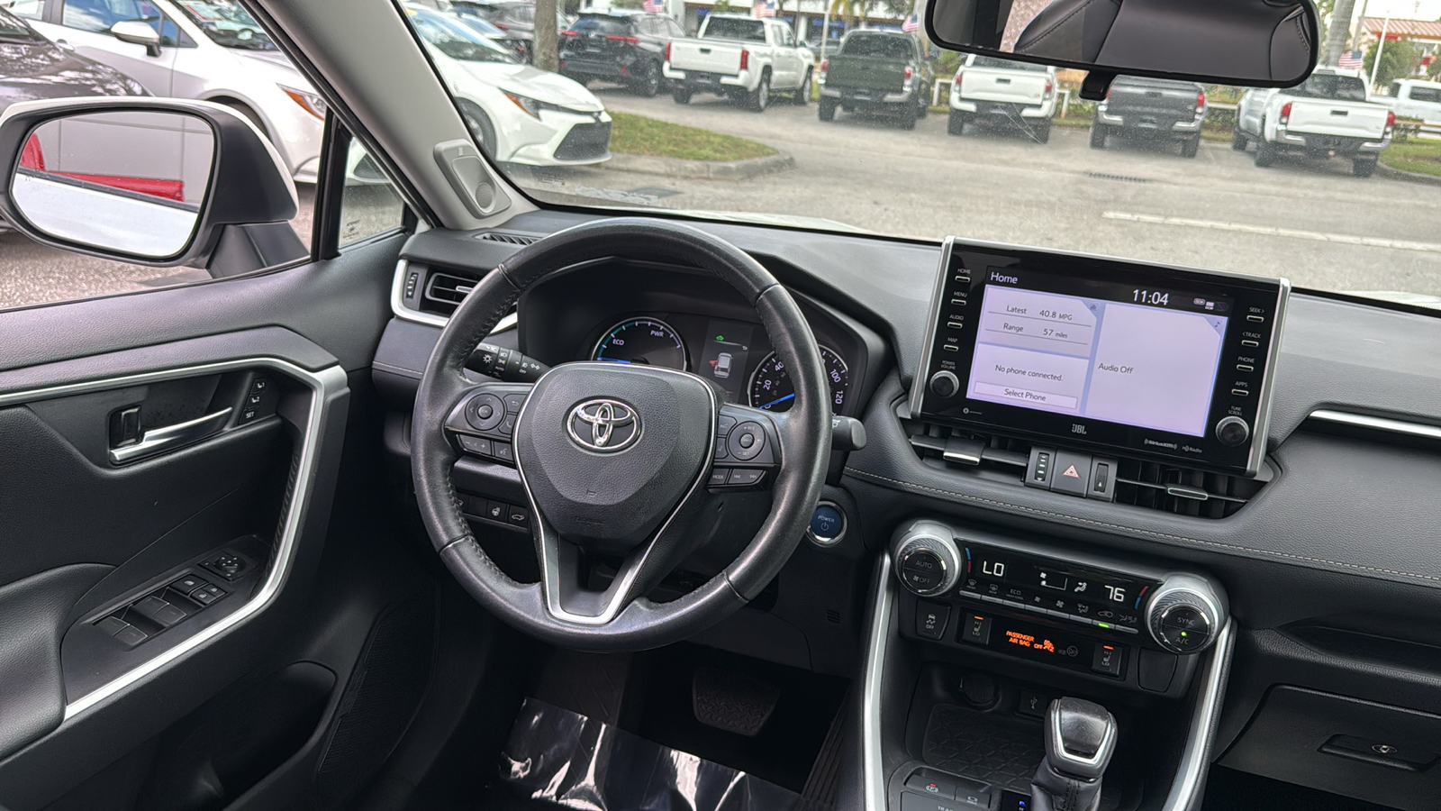 2022 Toyota RAV4 Hybrid XLE Premium 15