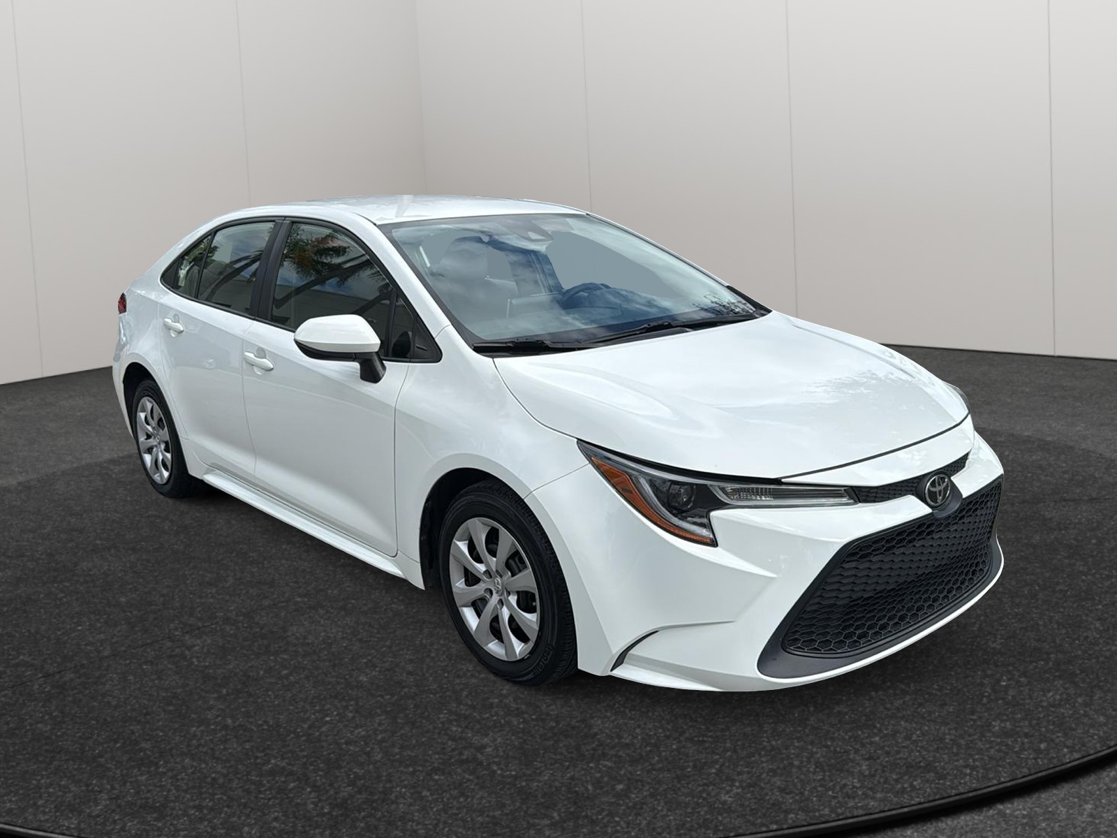 2020 Toyota Corolla LE 1