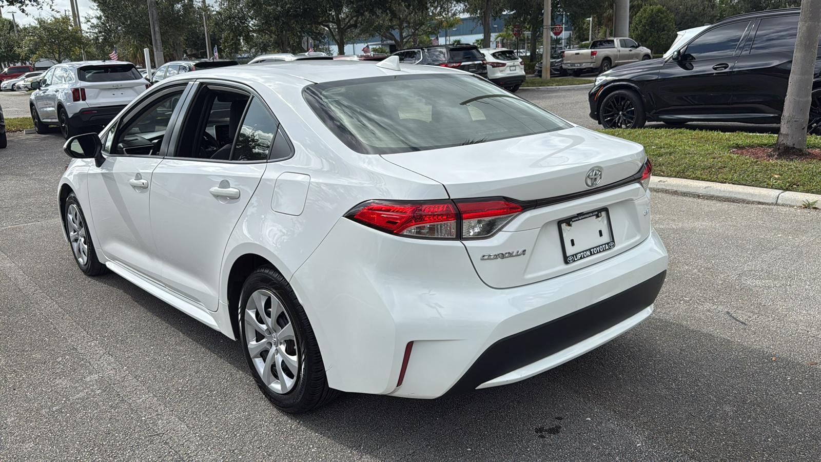 2020 Toyota Corolla LE 5