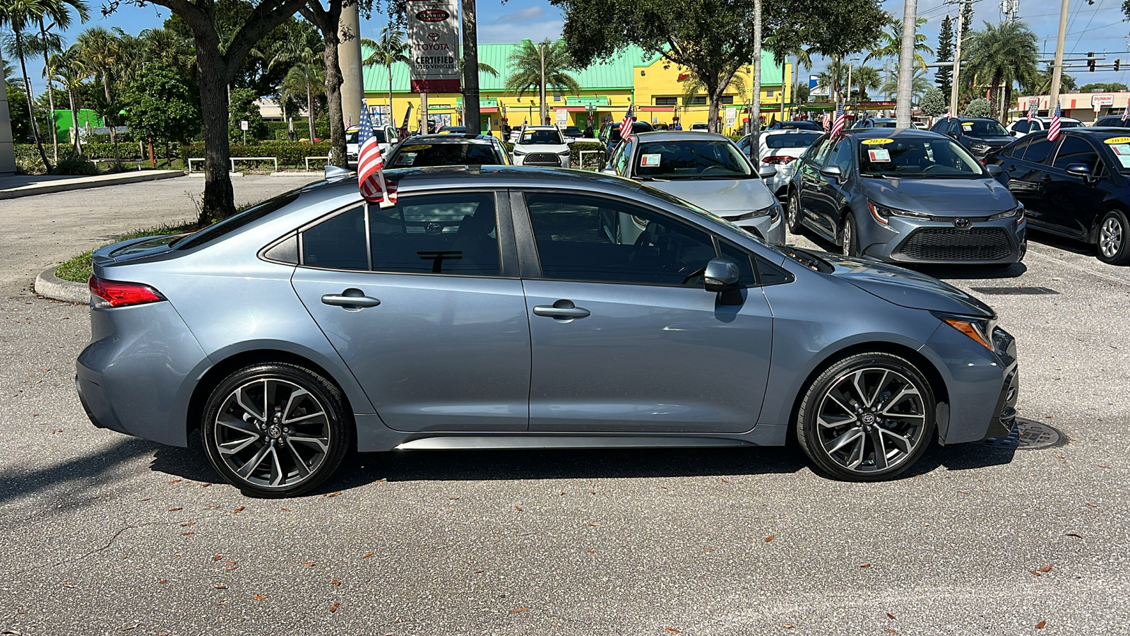 2022 Toyota Corolla SE 10