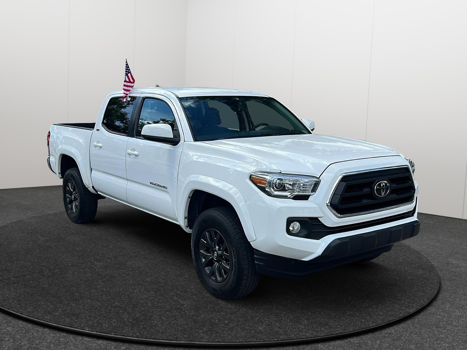 2021 Toyota Tacoma SR5 1