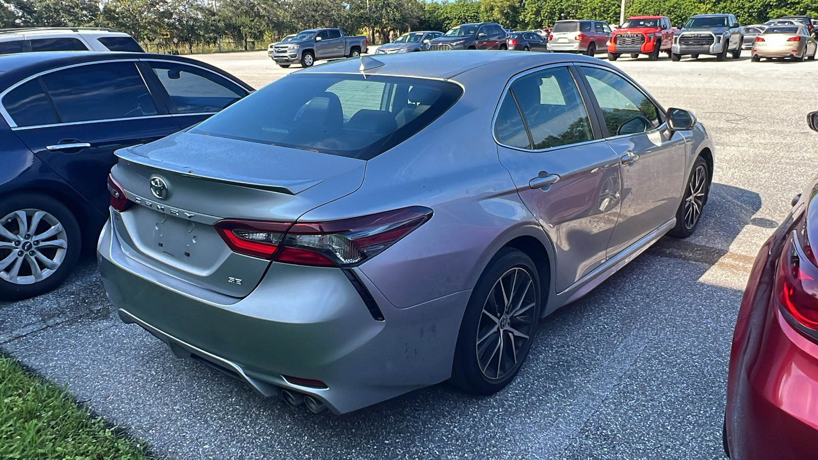 2023 Toyota Camry SE 7