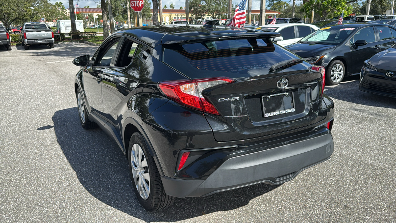 2020 Toyota C-HR LE 5