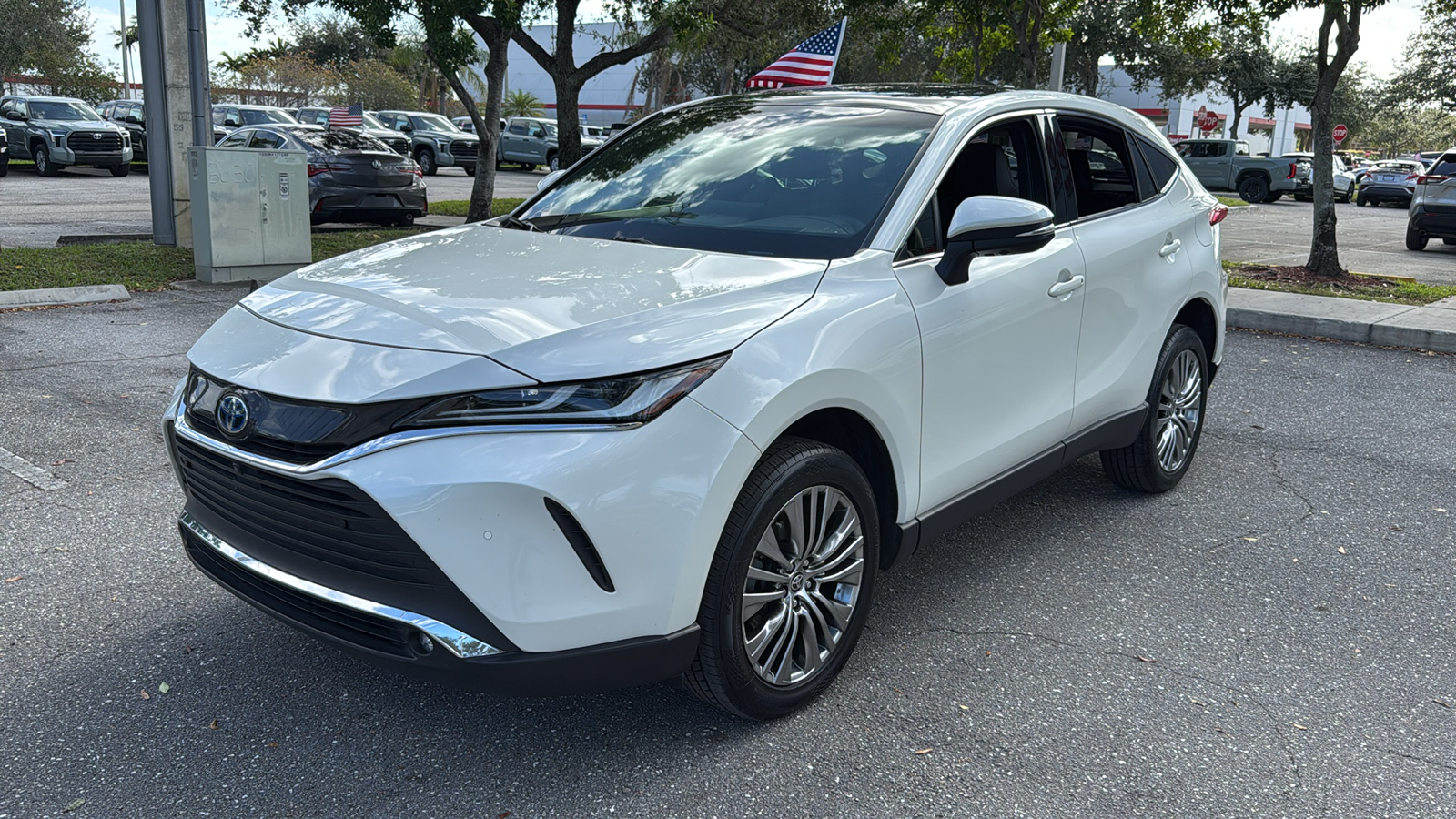 2022 Toyota Venza Limited 3