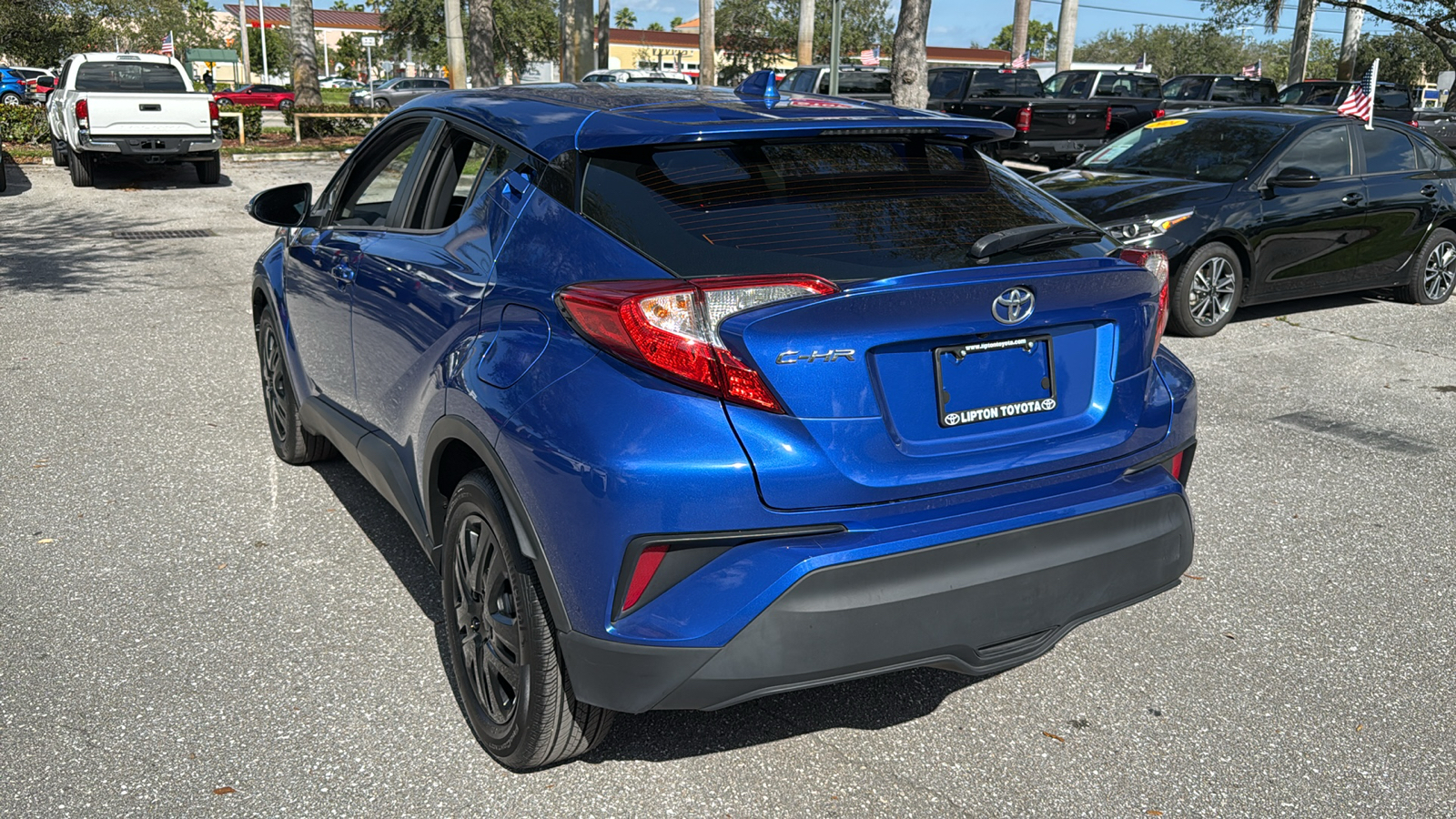 2020 Toyota C-HR LE 5