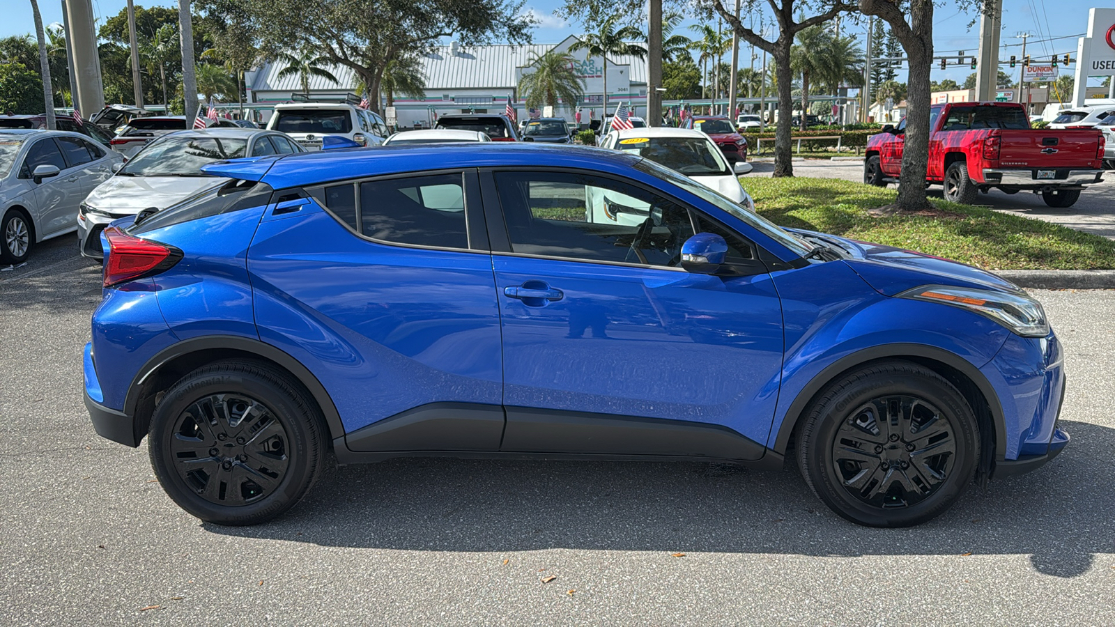 2020 Toyota C-HR LE 10