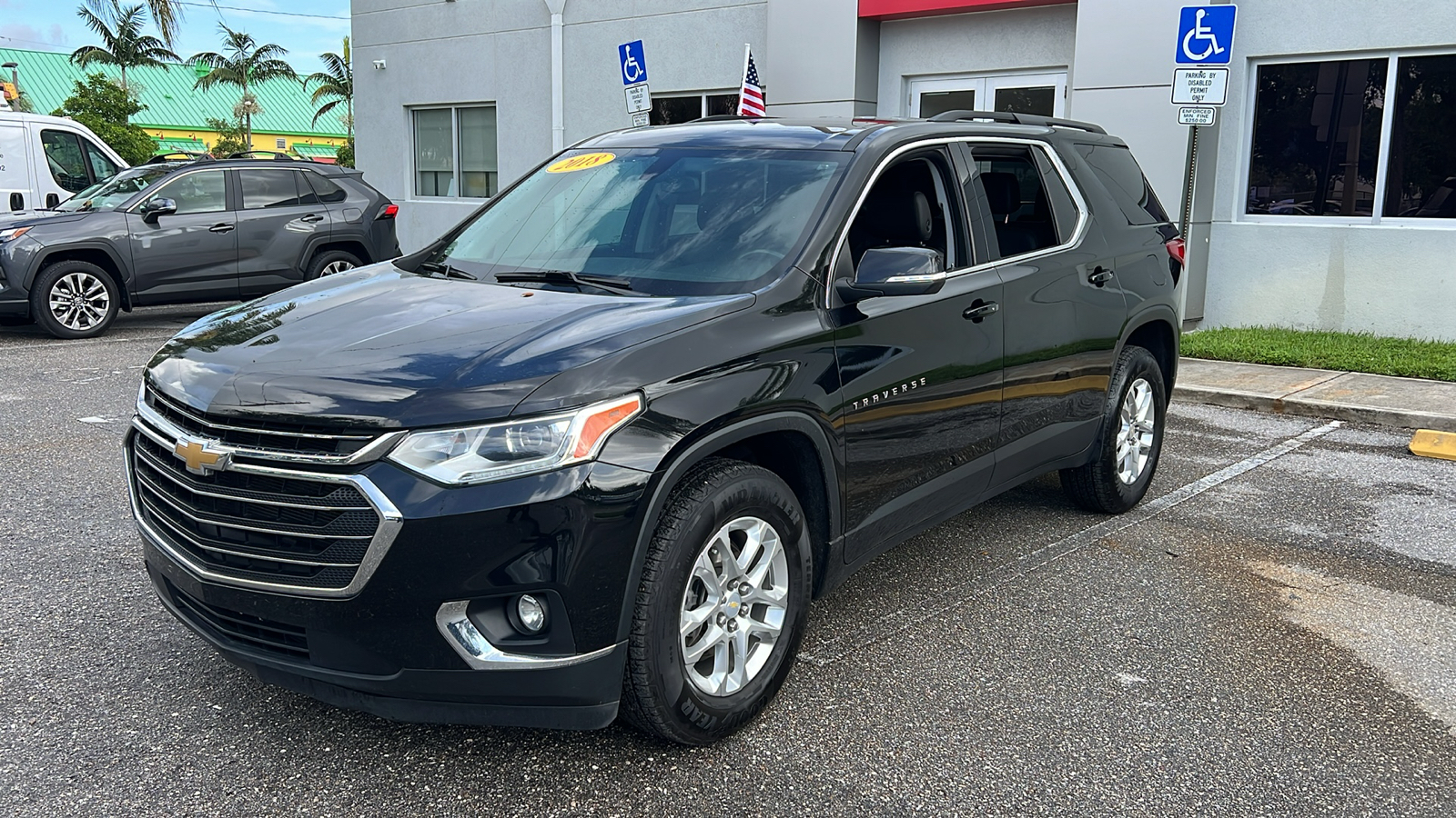 2021 Chevrolet Traverse LT Leather 3