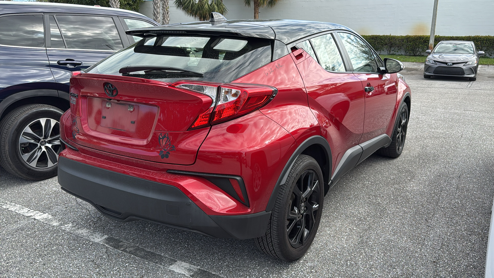 2021 Toyota C-HR LE 7