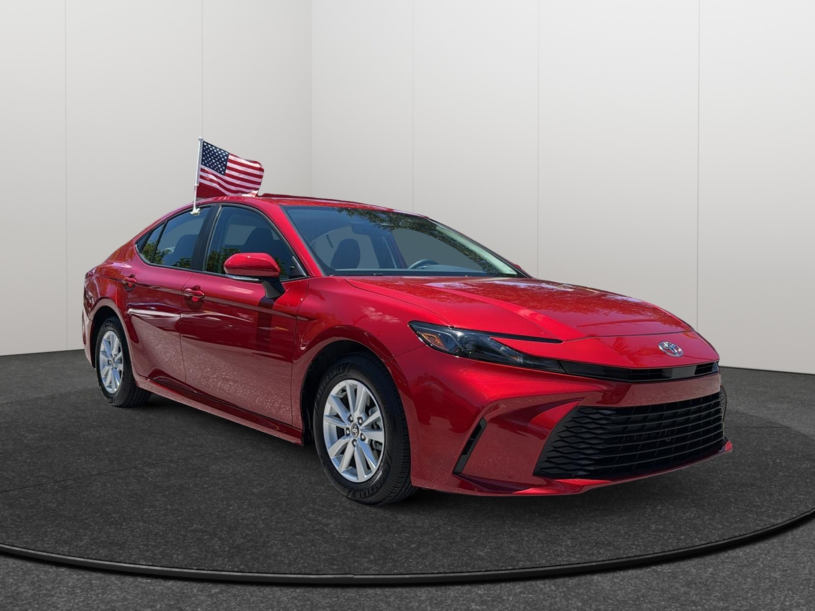 2025 Toyota Camry LE photo 2