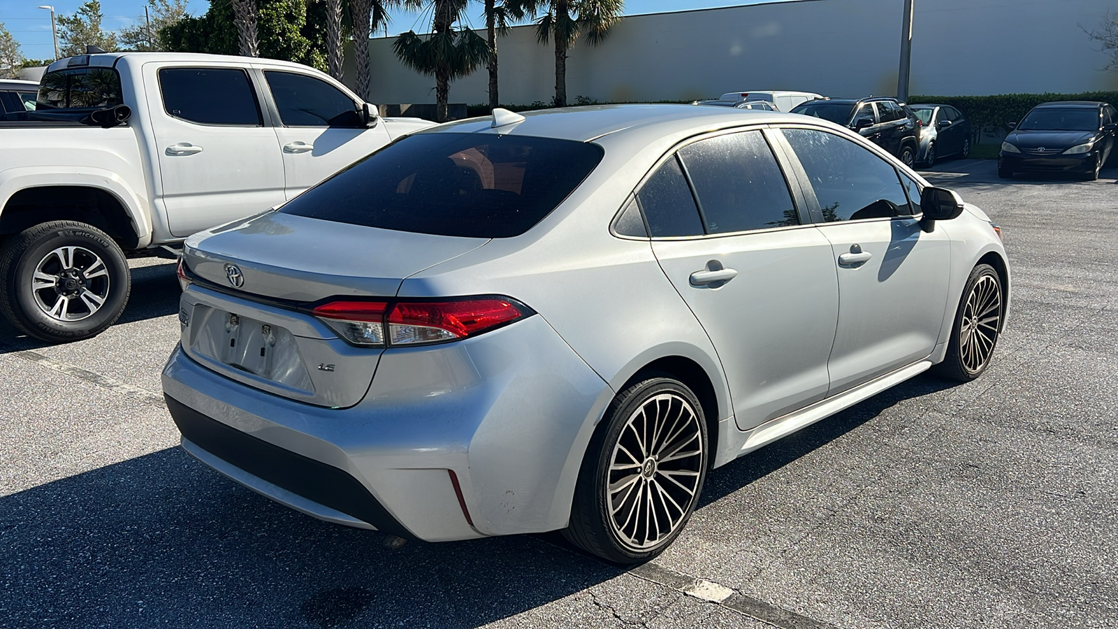 2020 Toyota Corolla LE 8