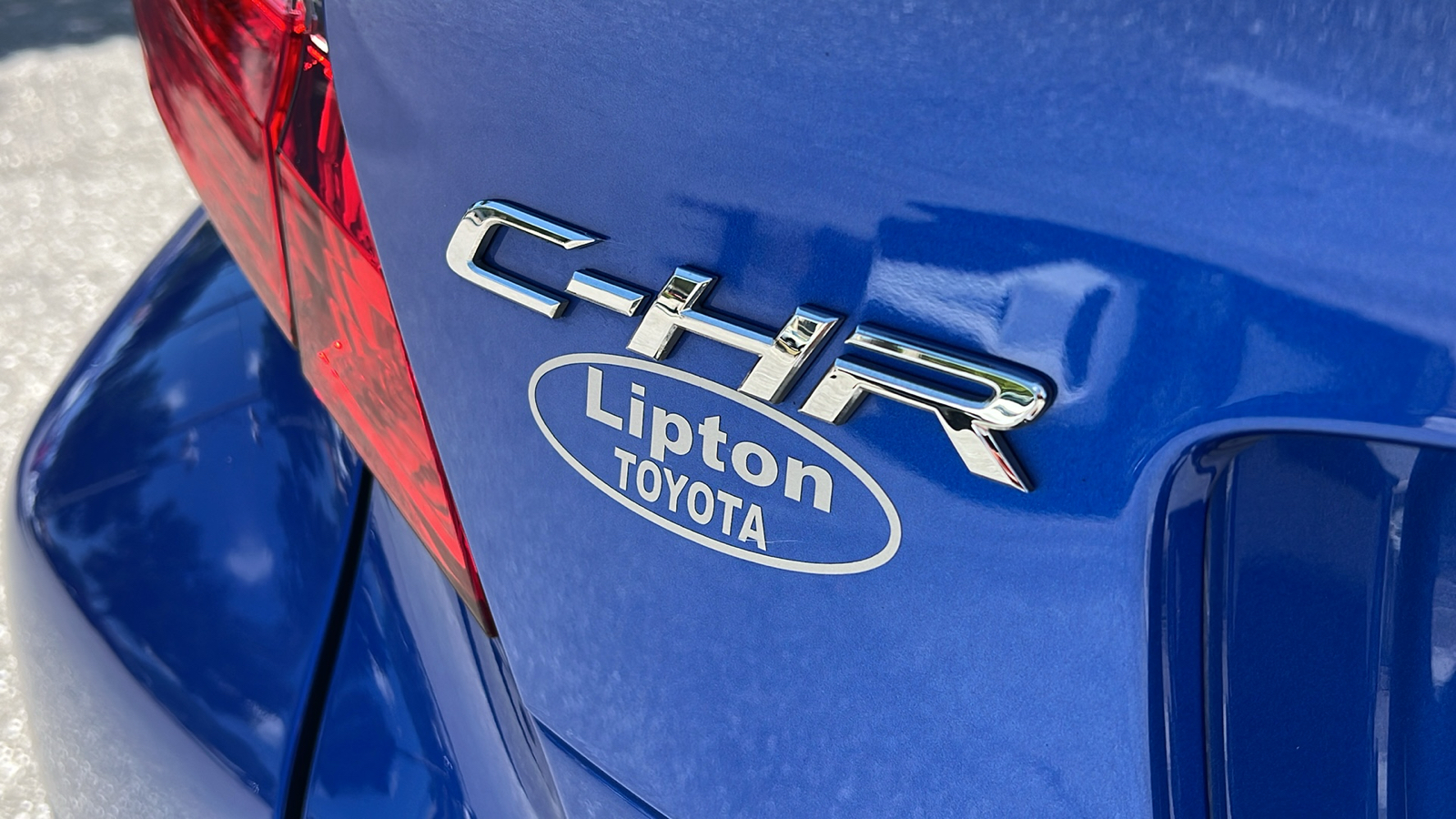 2021 Toyota C-HR XLE 7