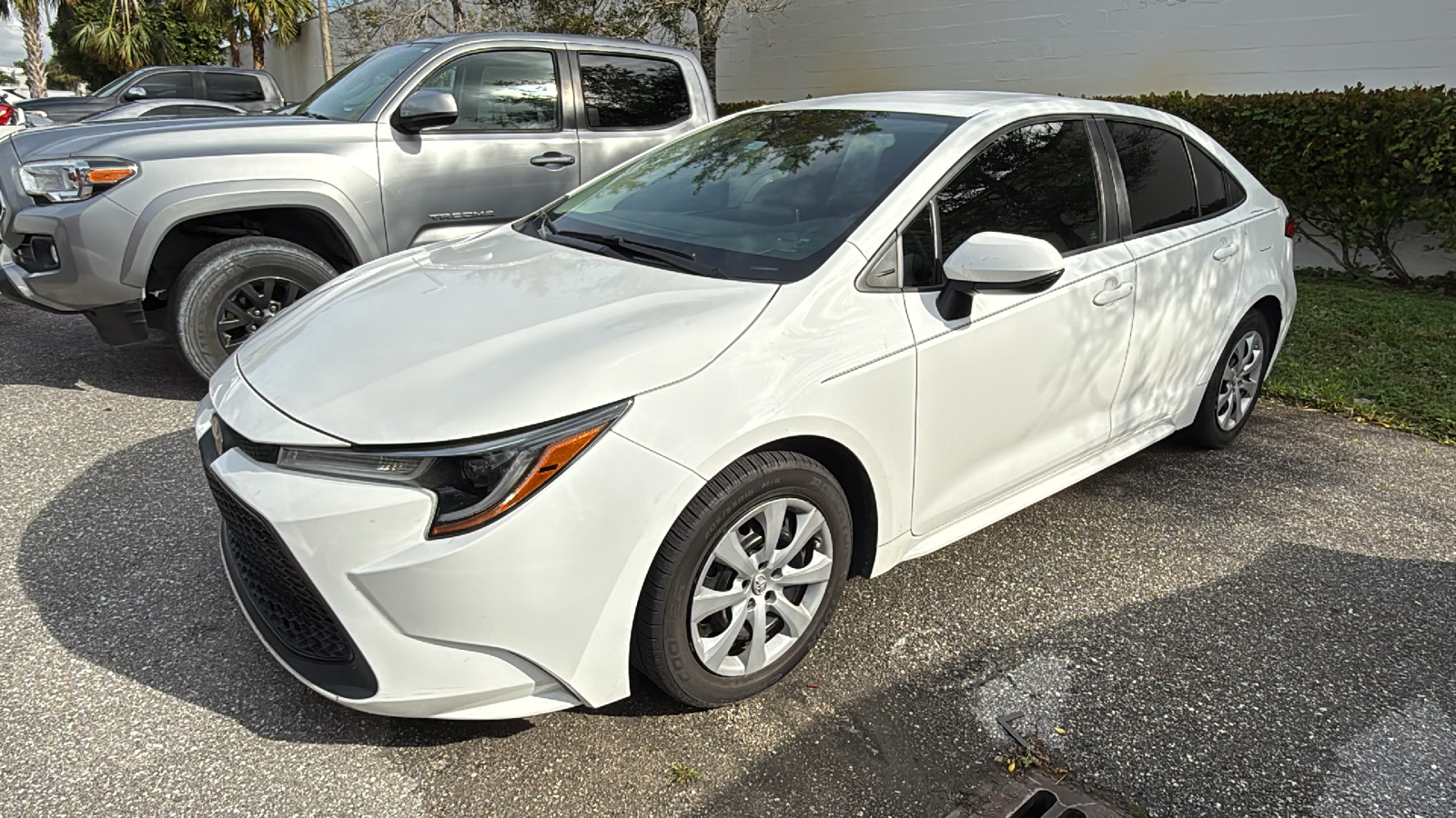 2020 Toyota Corolla LE 3