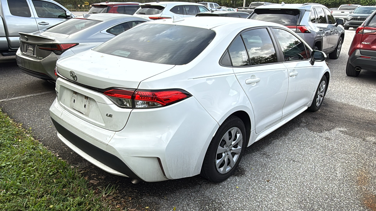 2020 Toyota Corolla LE 8