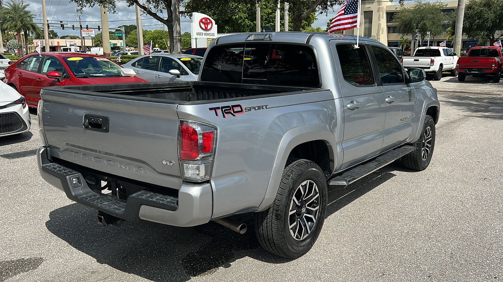 2020 Toyota Tacoma TRD Sport 9