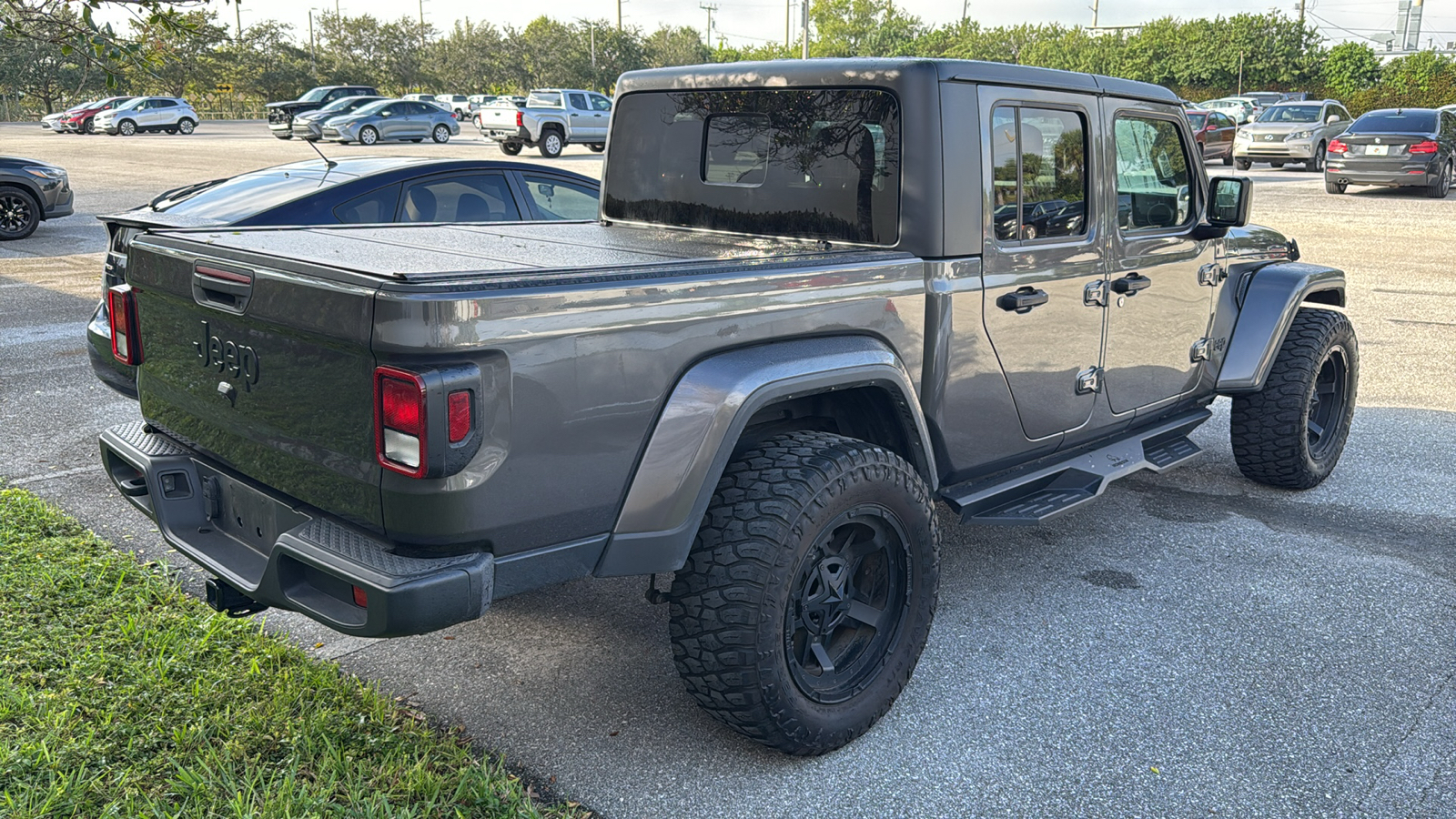 2022 Jeep Gladiator Sport 6