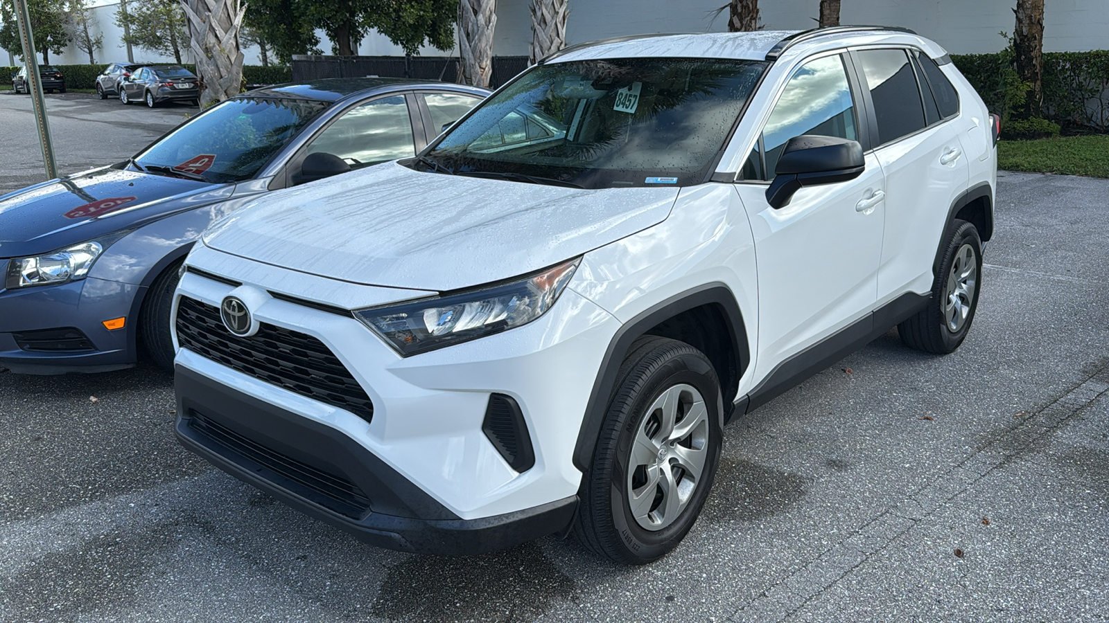 2021 Toyota RAV4 LE 3