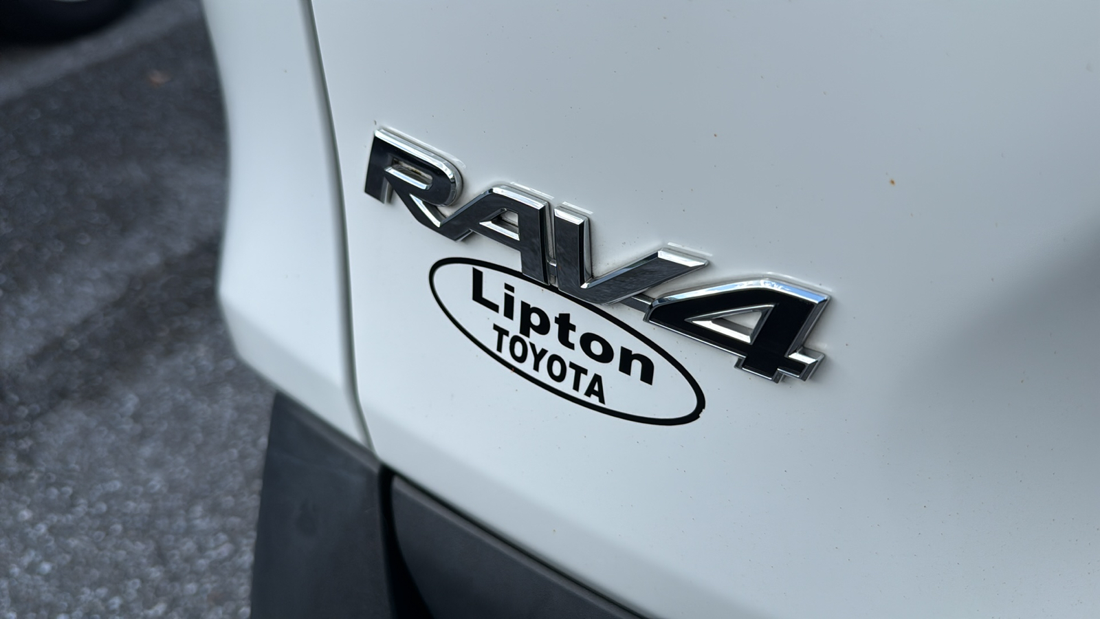 2021 Toyota RAV4 LE 6