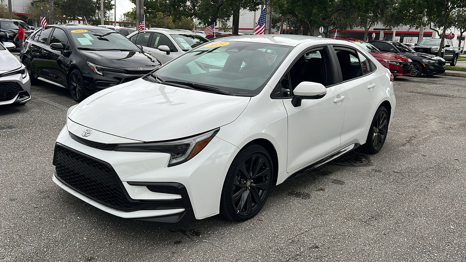 2023 Toyota Corolla SE 3