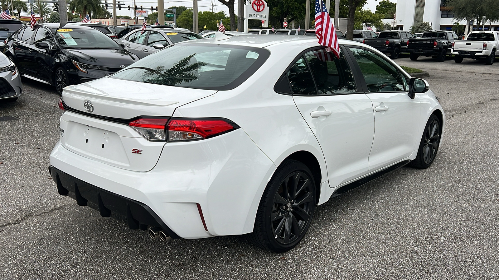 2023 Toyota Corolla SE 10