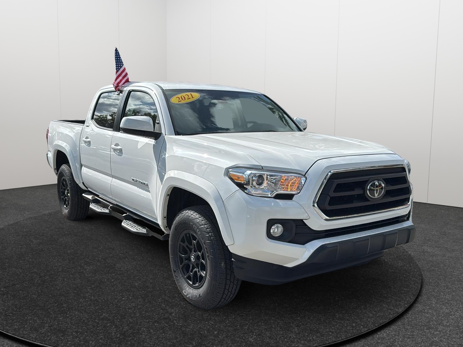 2021 Toyota Tacoma SR5 1