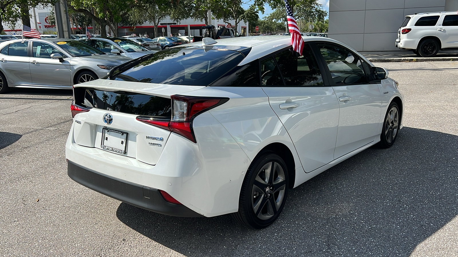 2022 Toyota Prius Limited 10