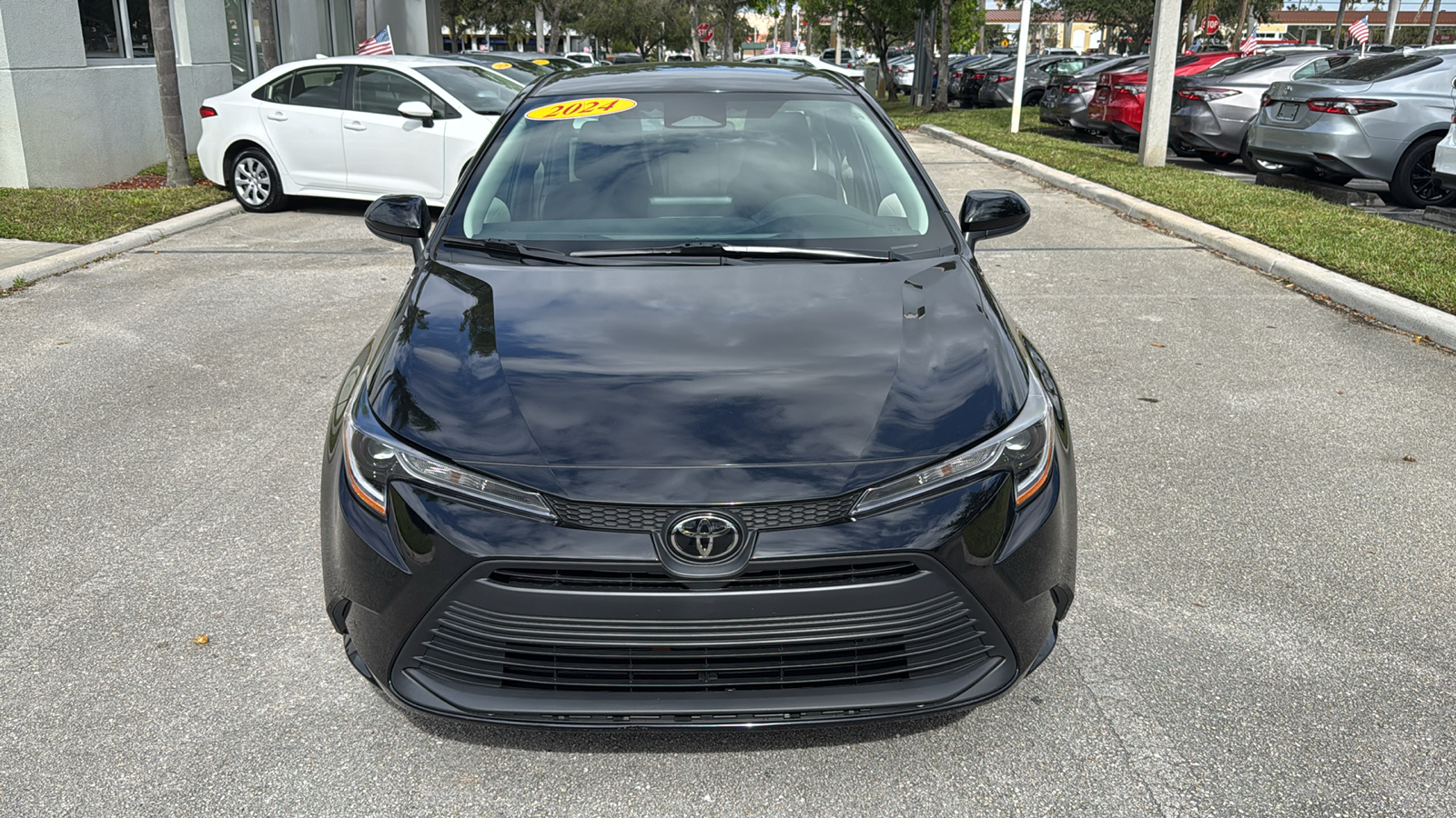 2024 Toyota Corolla LE 2