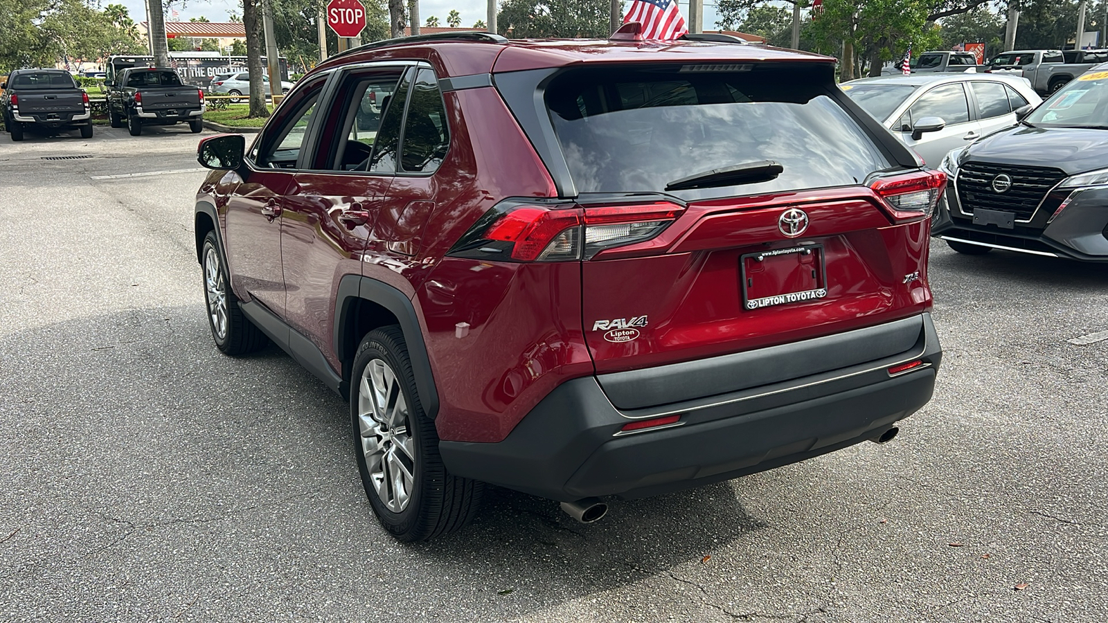 2021 Toyota RAV4 XLE Premium 5