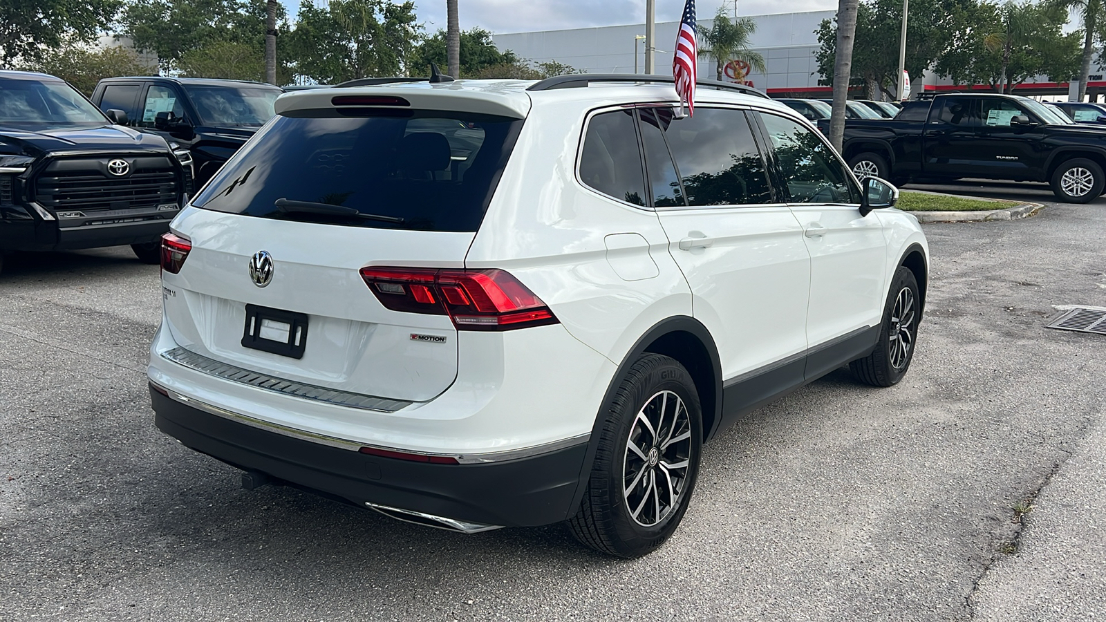 2021 Volkswagen Tiguan 2.0T SE 10