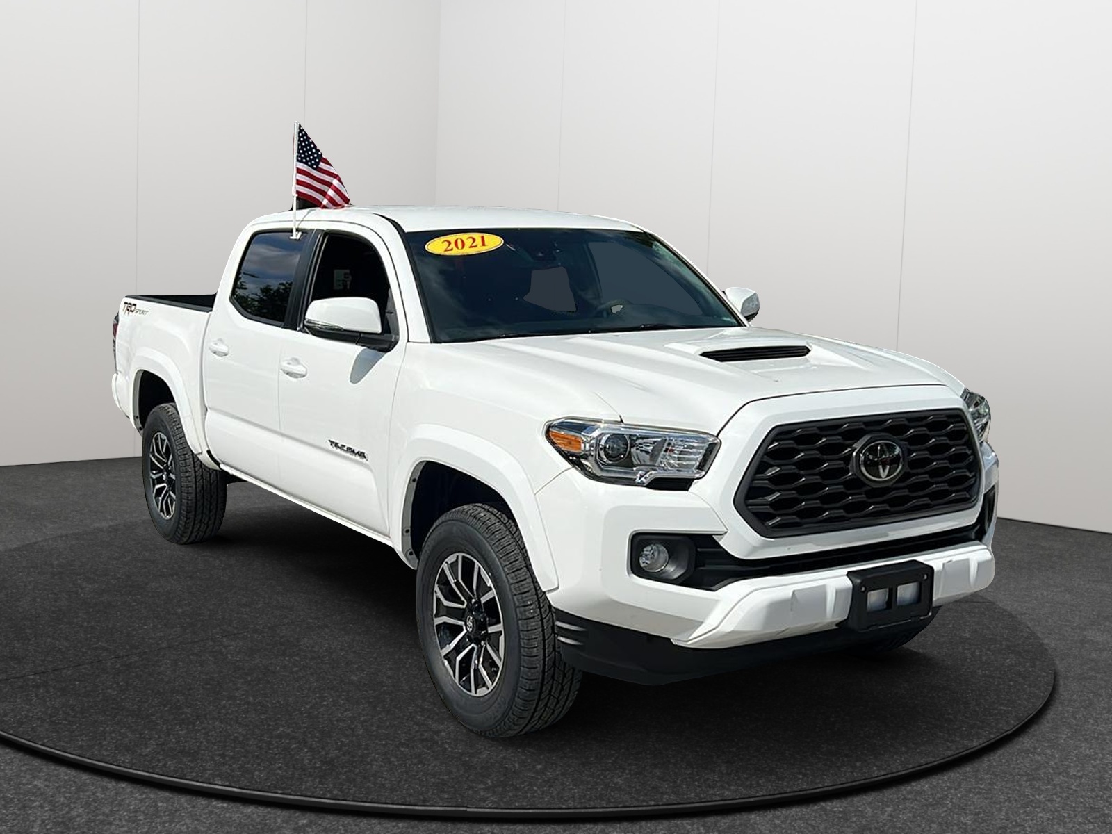 2021 Toyota Tacoma TRD Sport 1