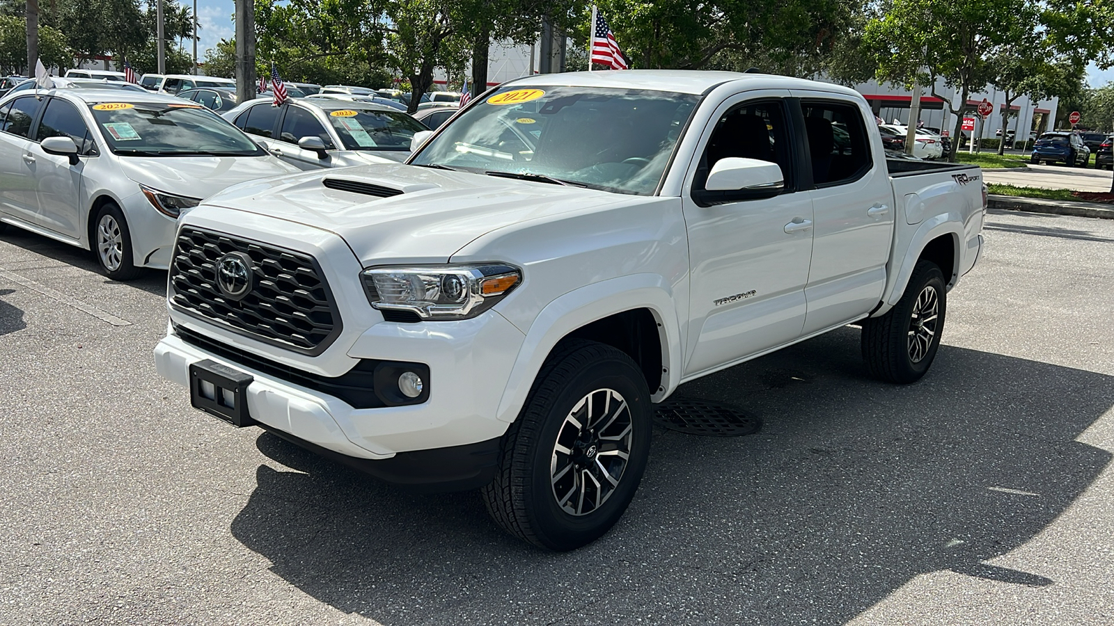 2021 Toyota Tacoma TRD Sport 3