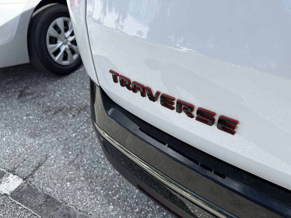 2023 Chevrolet Traverse Premier 6