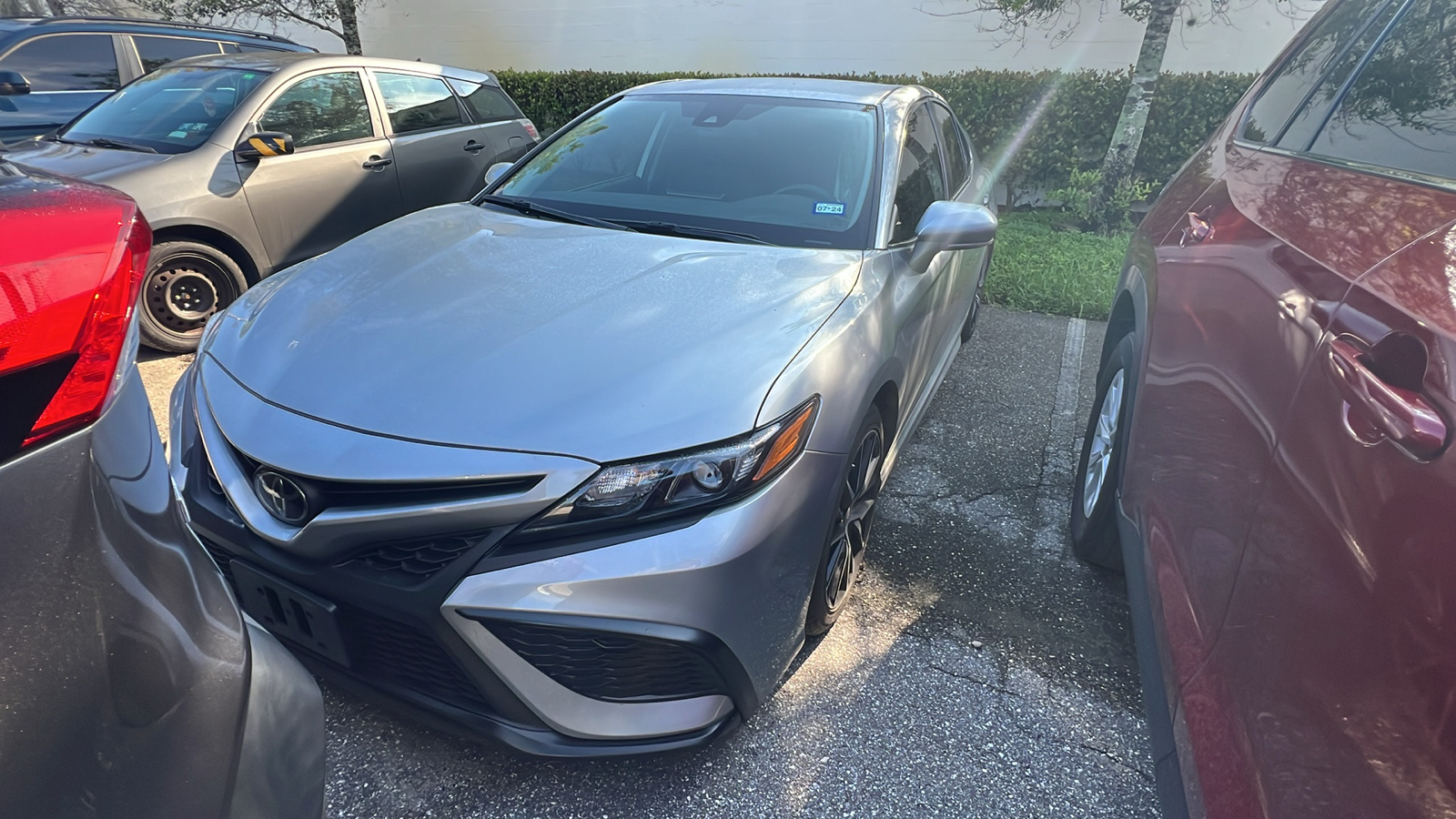 2023 Toyota Camry SE 2