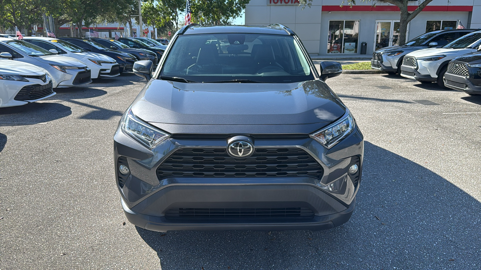 2021 Toyota RAV4 XLE Premium 2