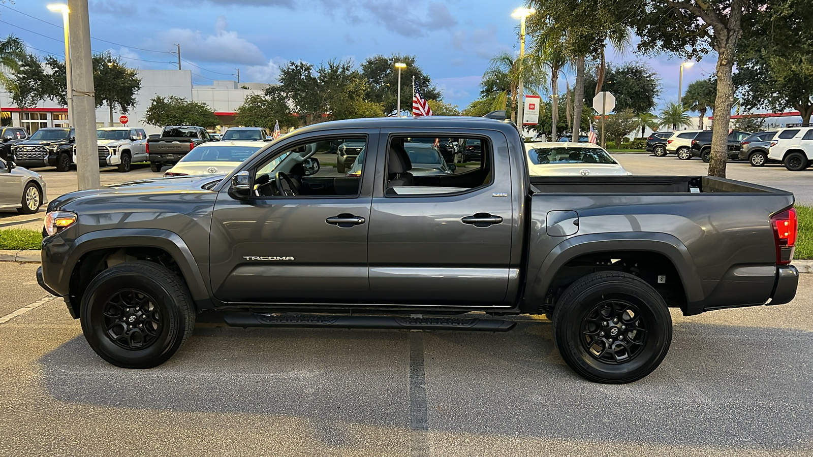 2022 Toyota Tacoma SR5 4