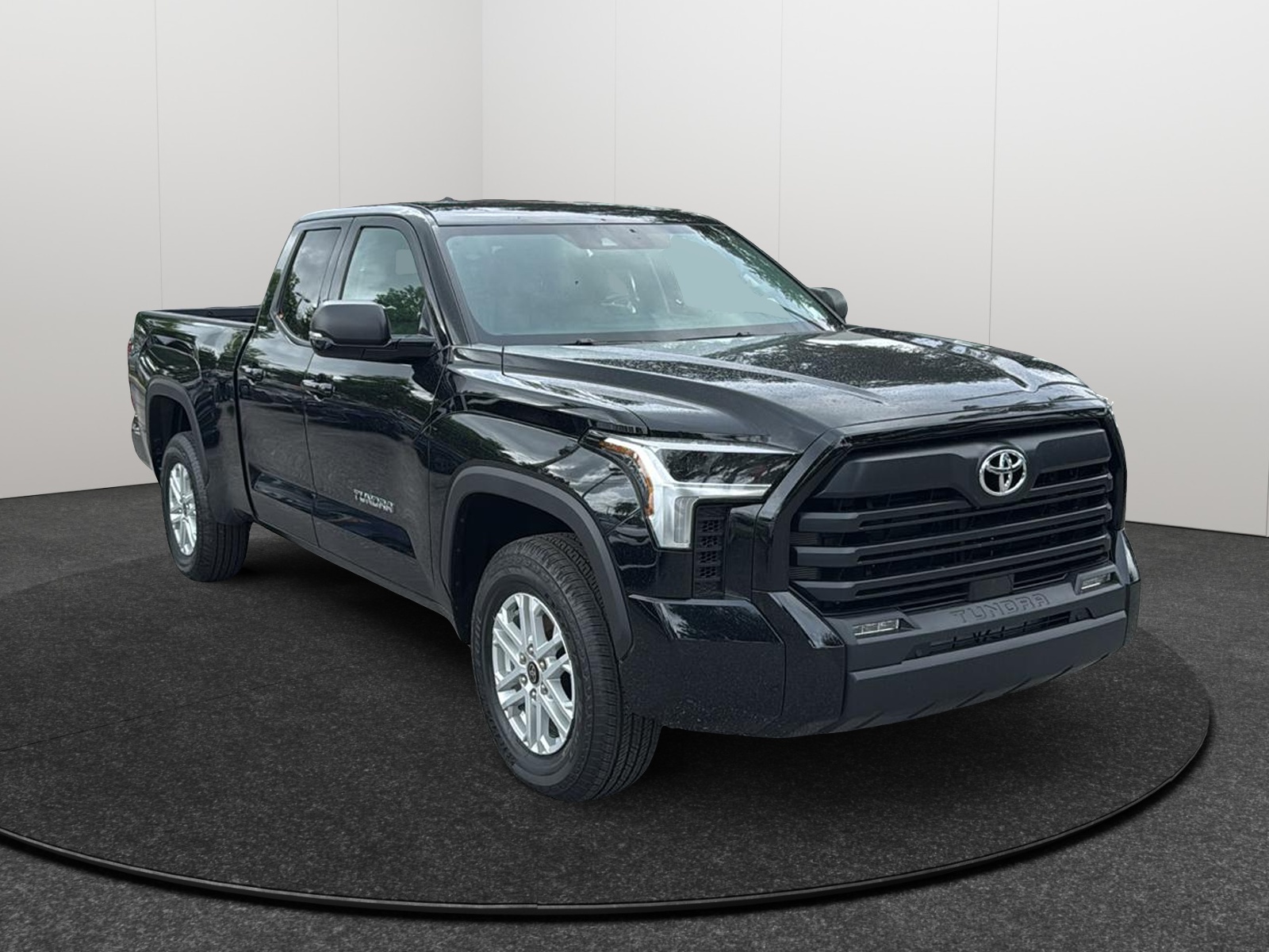 2024 Toyota Tundra SR5 1