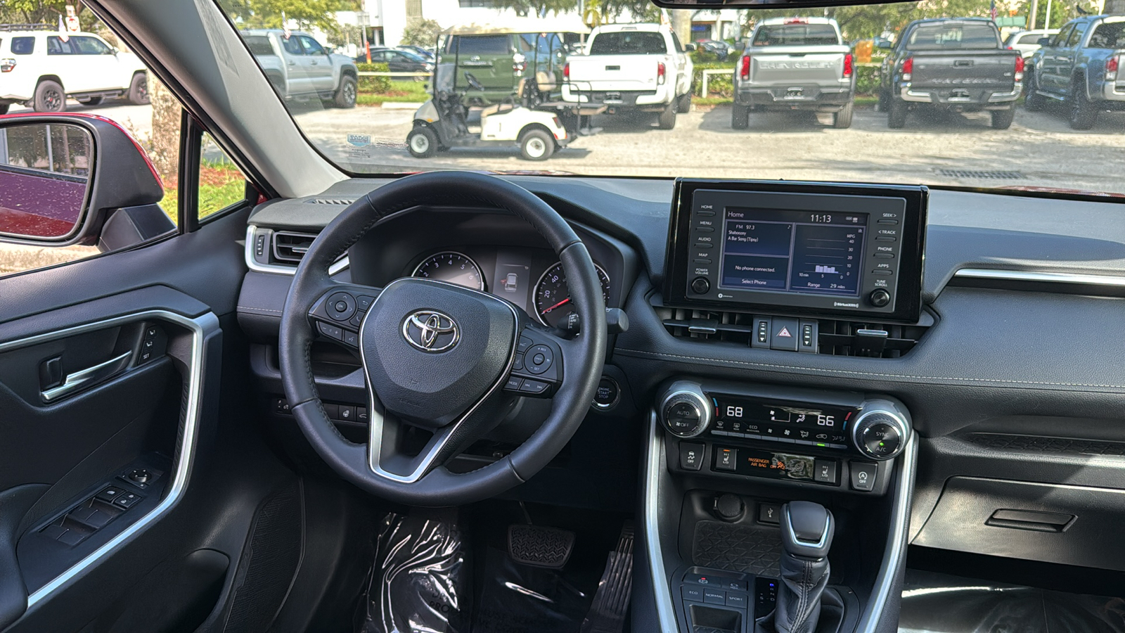 2021 Toyota RAV4 XLE Premium 16