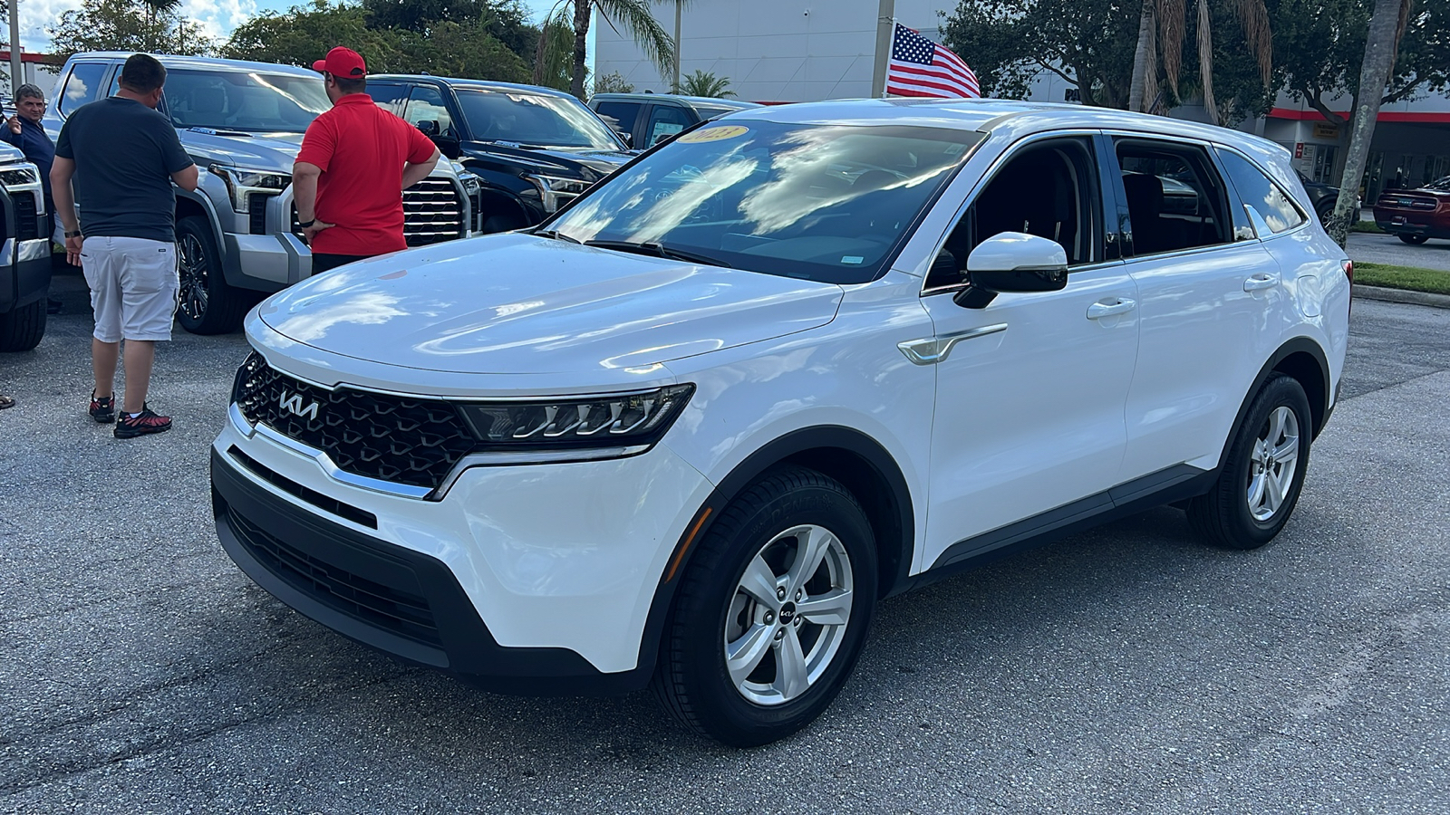 2023 Kia Sorento LX 3