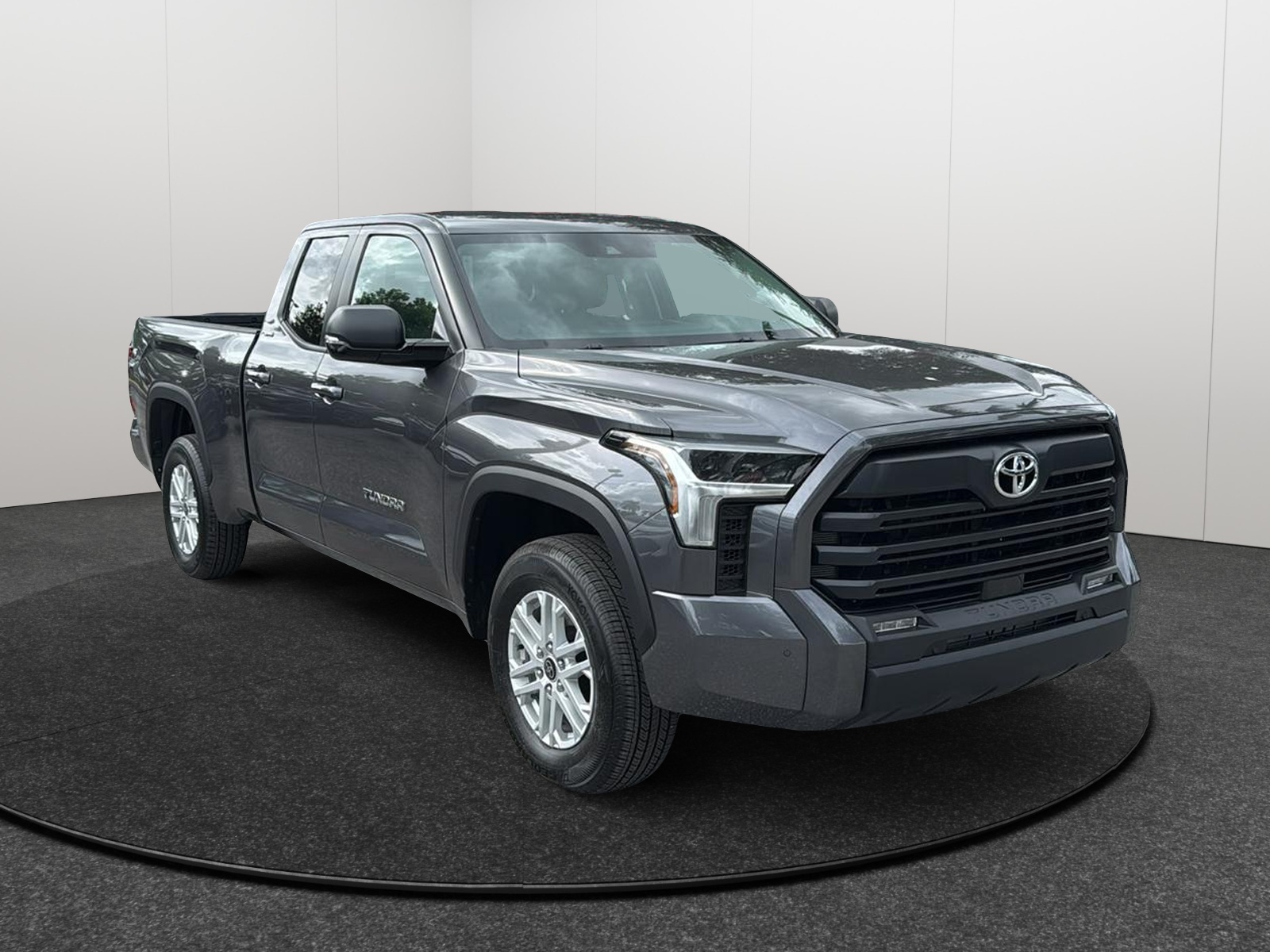 2024 Toyota Tundra SR5 1