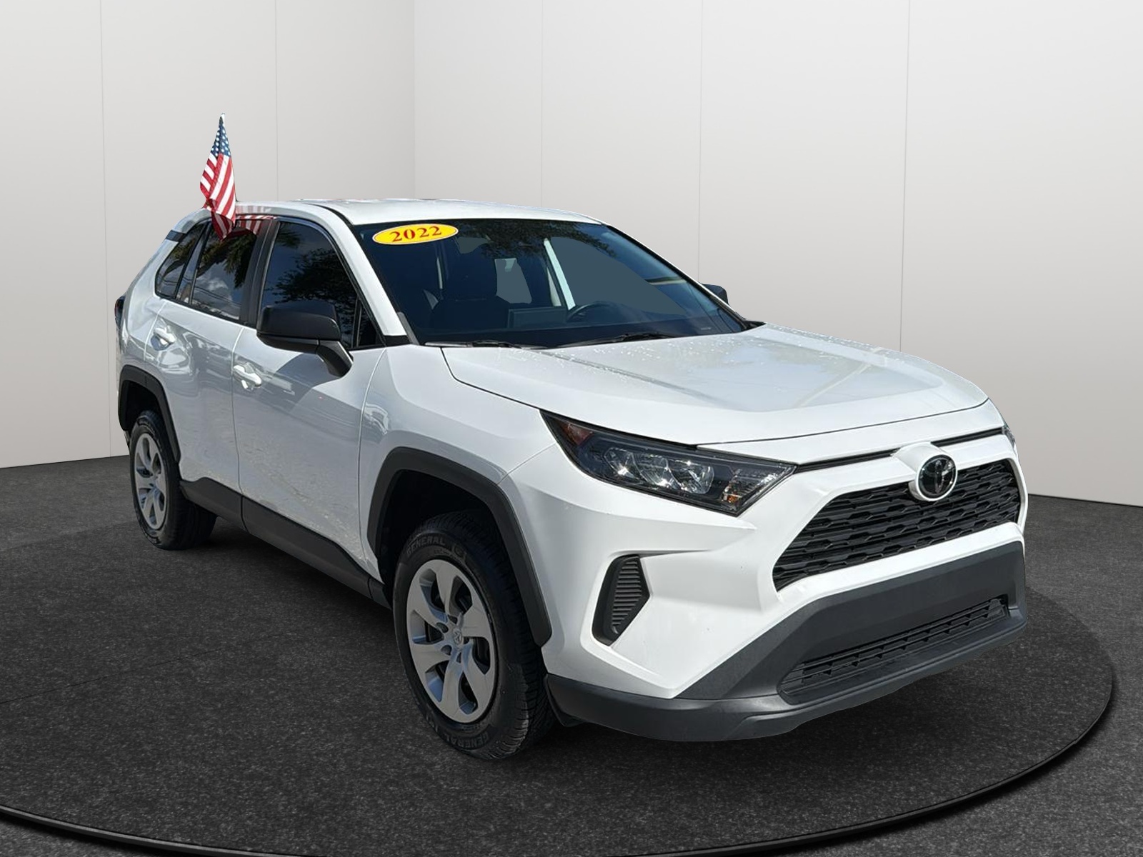 2022 Toyota RAV4 LE 1